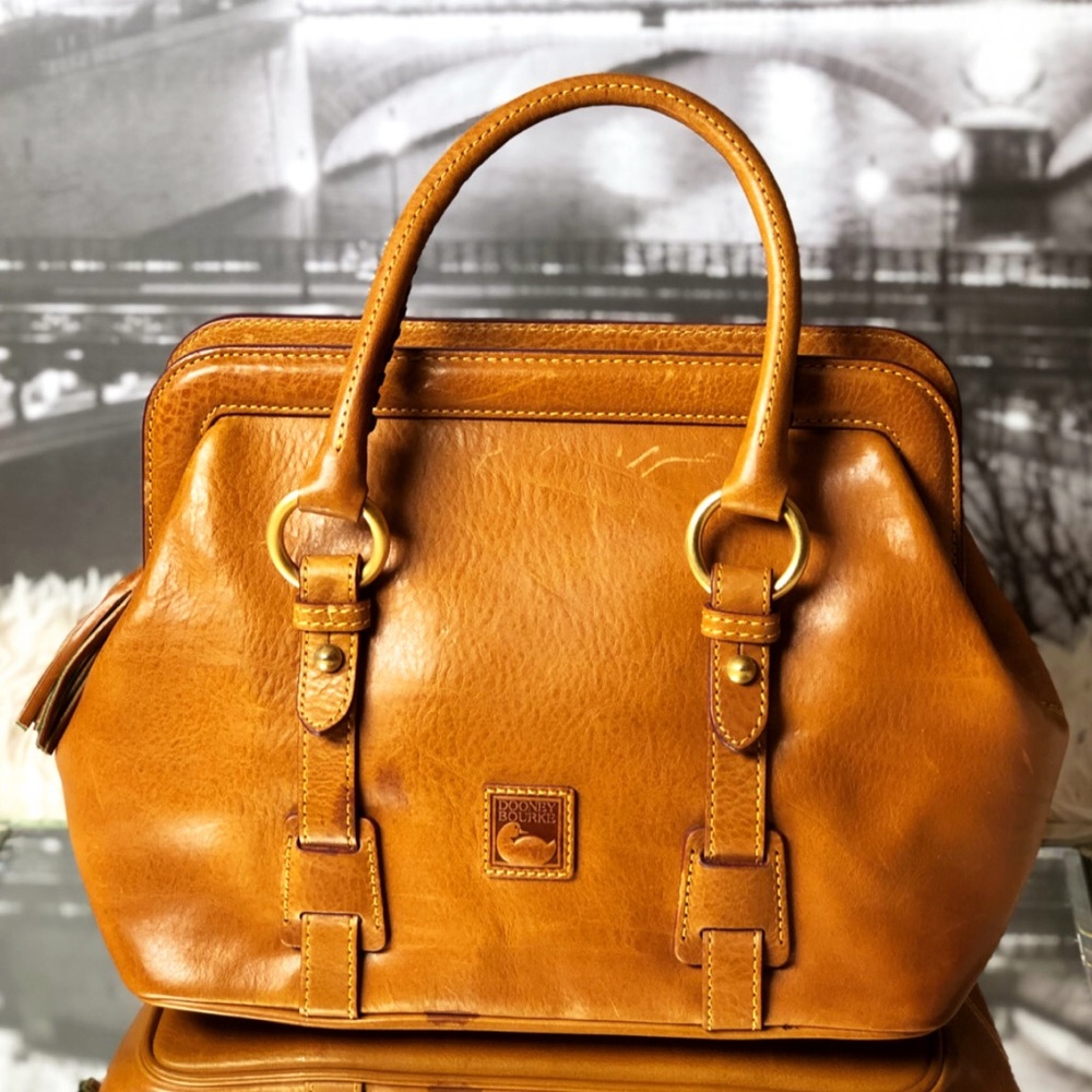Dooney & Bourke Camel Zipper Handbag - Picture 1 of 8